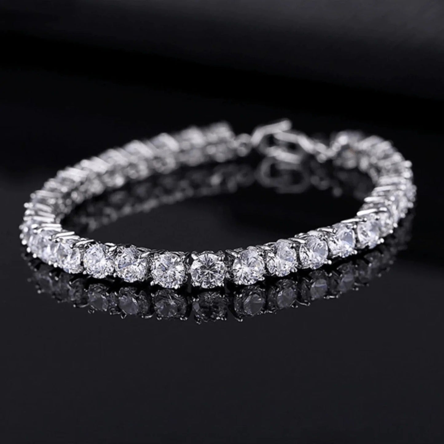Amaia tennis bracelet