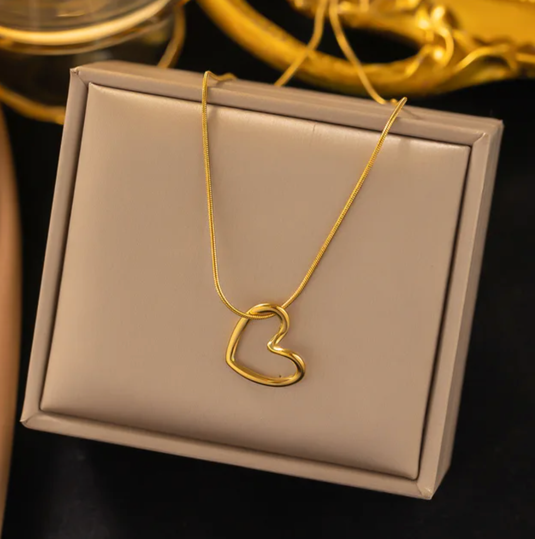 Gold-Plated Minimalist Heart-Shaped Necklace