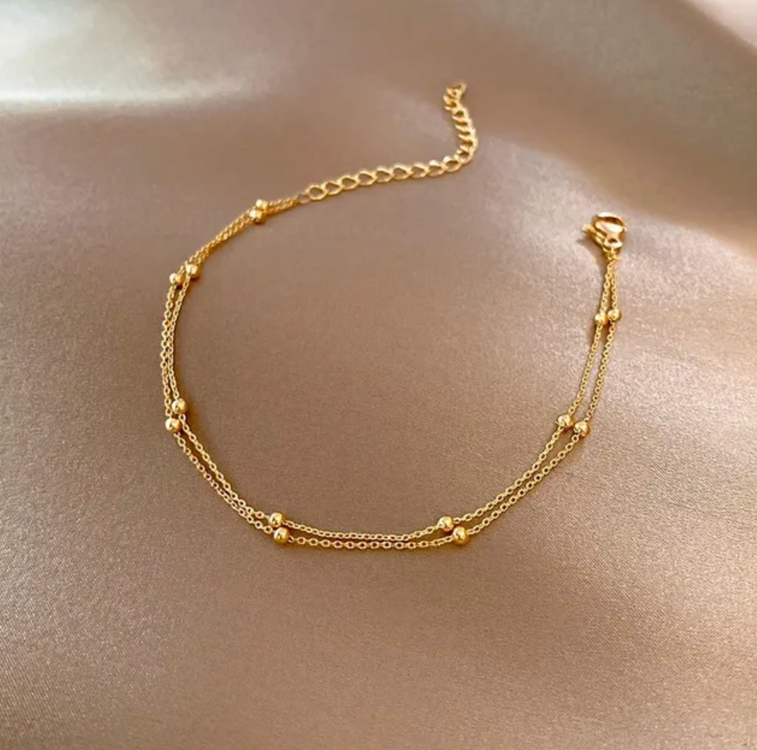 Beautiful Double Gold-Tone Bracelet with Pearls