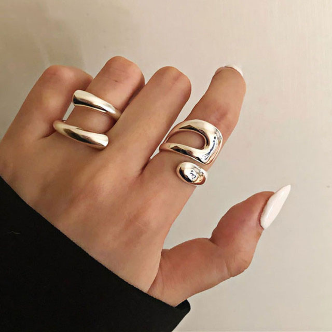 Simple adjustable modernist spiral ring in 925 silver
