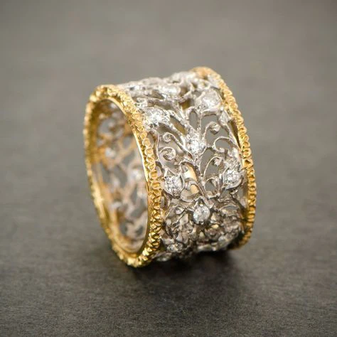Vintage Gold-Tone Crystal and Ivy Ring