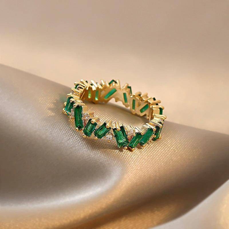 Bohemian band ring with emerald