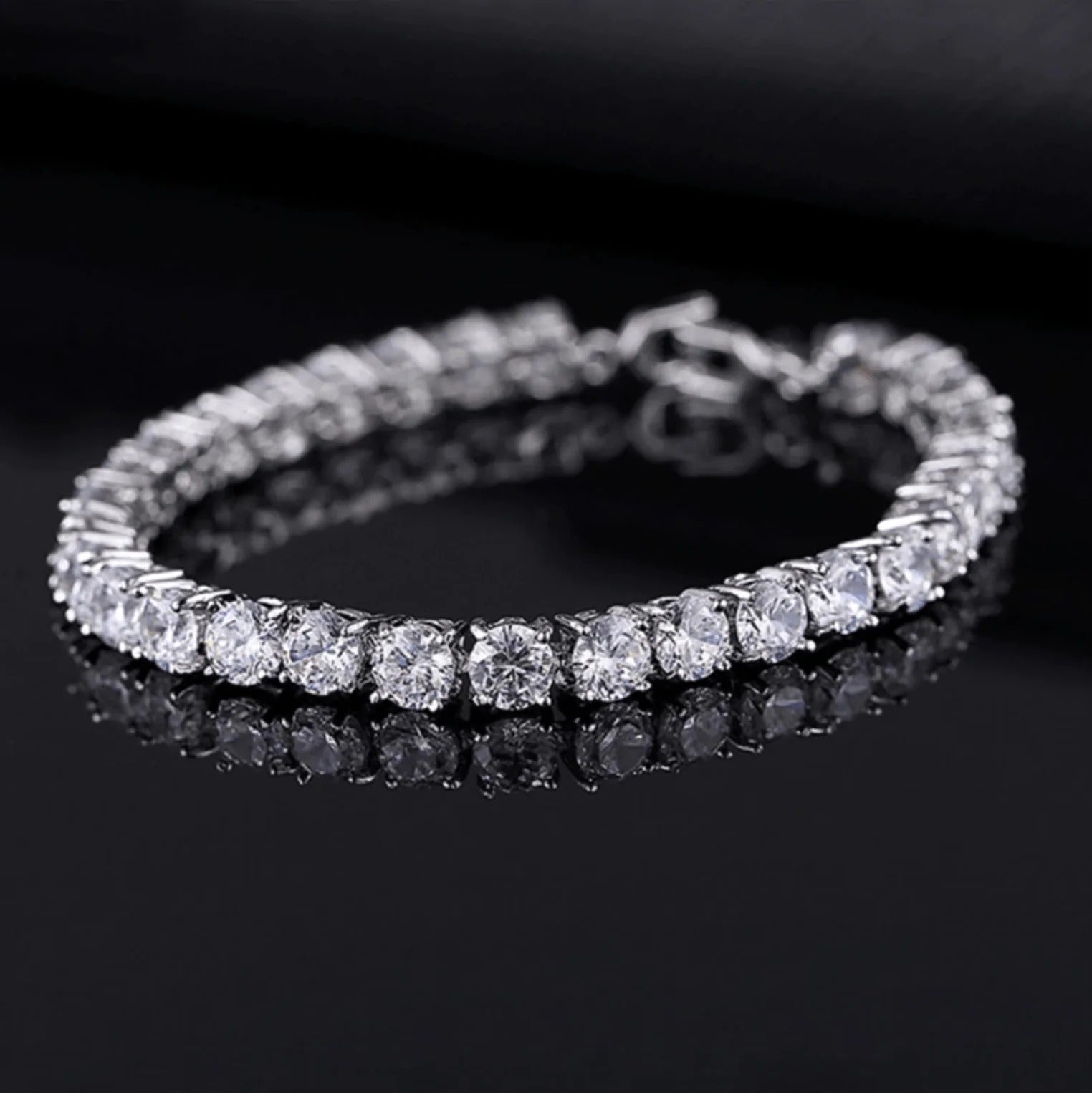 Amaia tennis bracelet