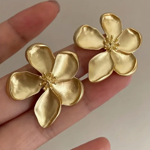 Gold-Tone Flower Earring with Vintage Design