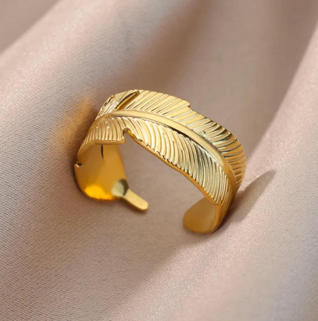 Gold-Plated Ring with Tropical Leaf