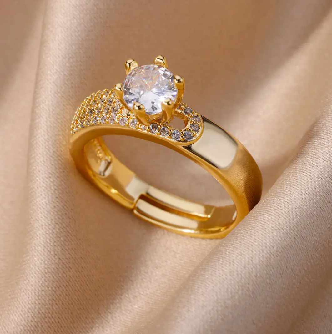 Gold-Tone Ring with Queen's Stone
