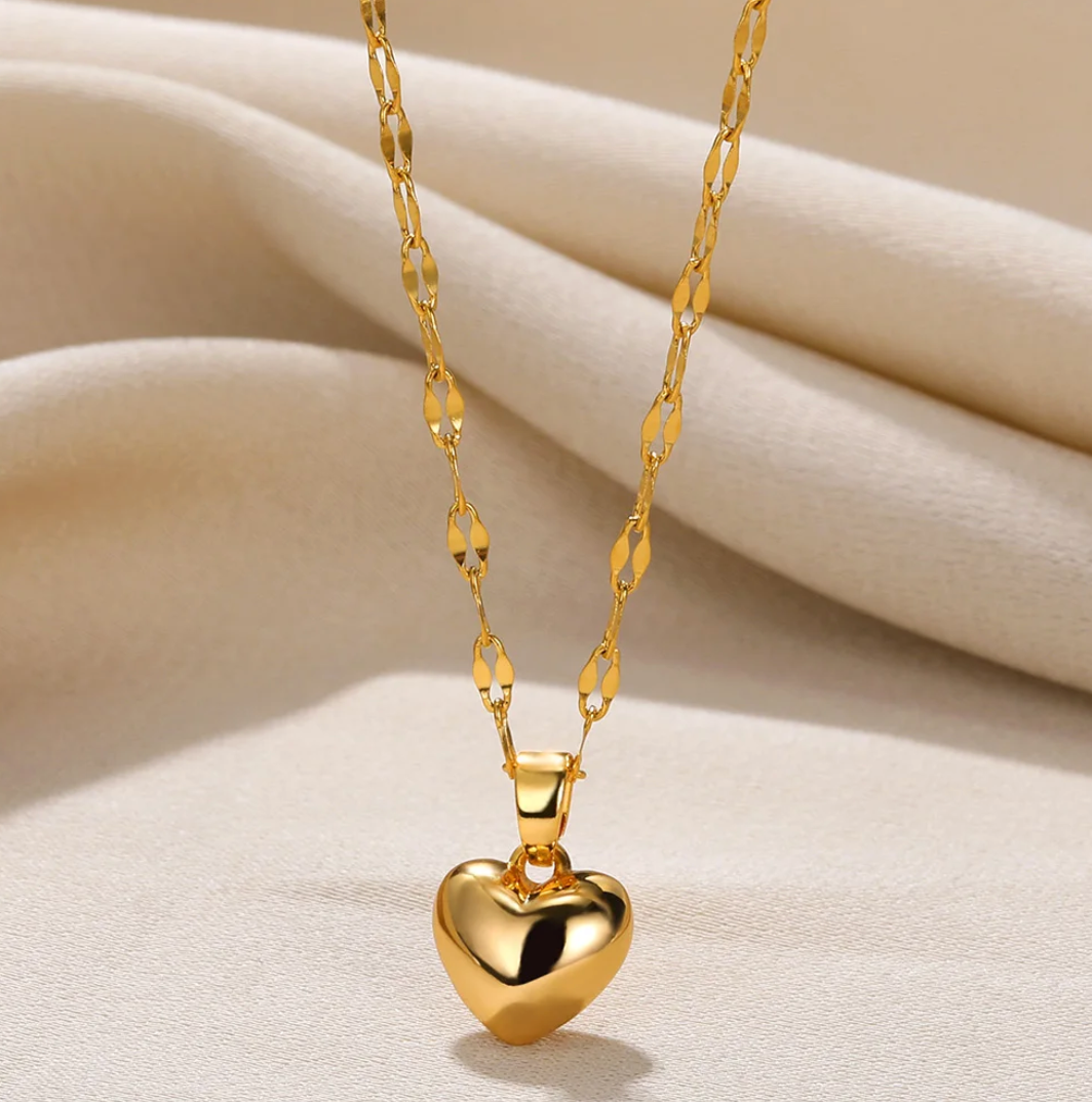Gold-Plated 3D Necklace with Heart Charm