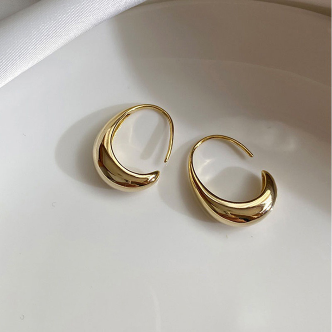 Bright Modernist Gold-Tone Earrings