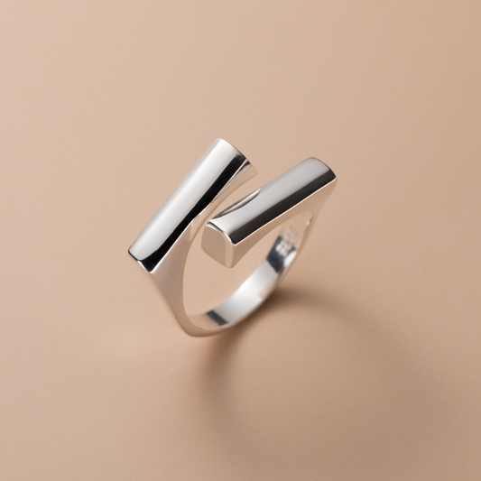 Simple modernist 925 silver ring