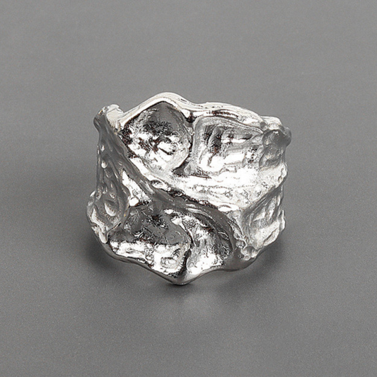 925 silver ring with special crinkled design