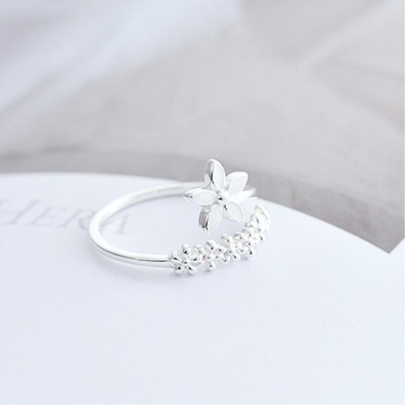 Adjustable 925 silver ring with hand-painted enameled wildflowers