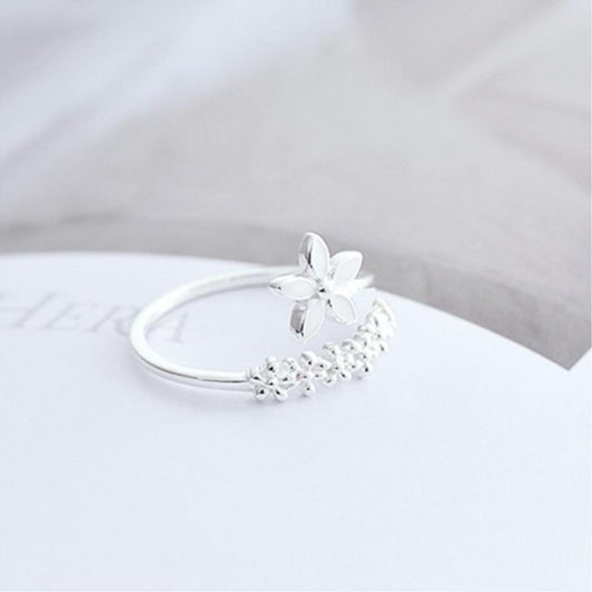 Adjustable 925 silver ring with hand-painted enameled wildflowers