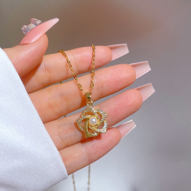 Orient pearl flower necklace