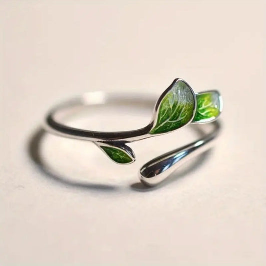 Adjustable green enameled leaf ring