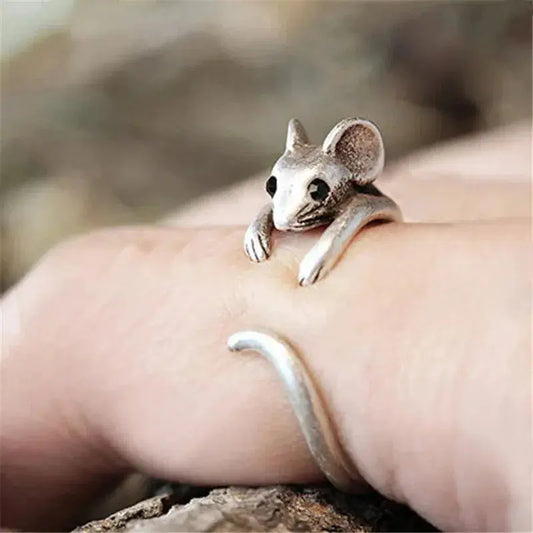 Vintage silver mouse ring