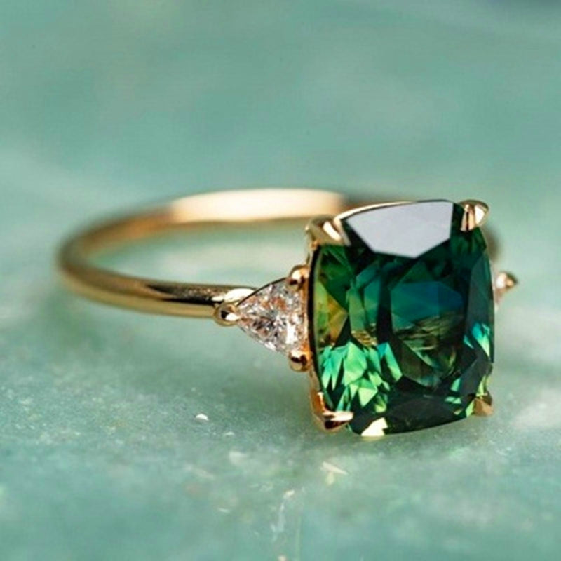 Verónica - Zirconite ring with green crystal