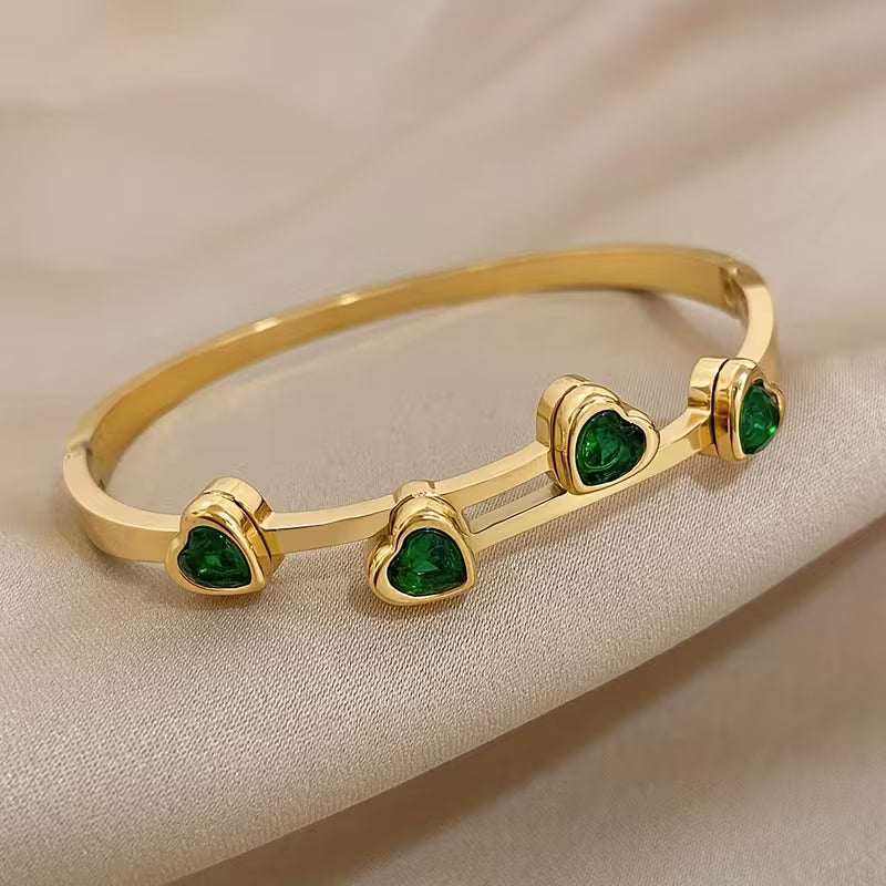 Green Hearts Bracelet | Gold-Tone
