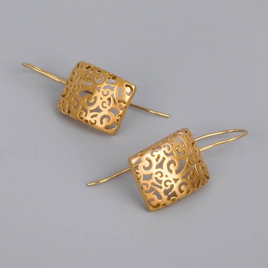Hollow Gold-Tone Ivy Earrings