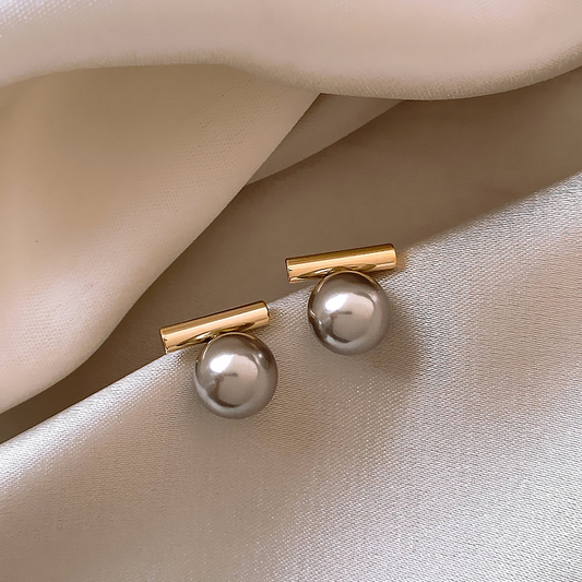 Elegant Dark Pearl Earrings in Gold-Tone
