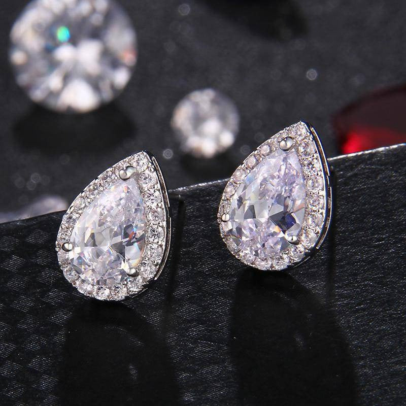 Aria pear-shaped earrings